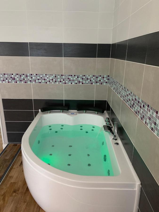 Les Appartements D'Au Coin Du Spa Boulogne-sur-Mer Bagian luar foto